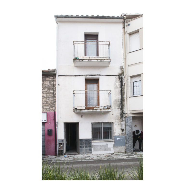 Proyecto reforma integral casa EstudioTinto EstudioTInto - Diseño proyectos arquitectura - estado original fachada calle reforma integral casa centenaria Bañolas Gerona